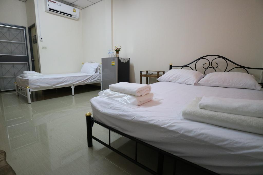 Pob Choke Residences Sattahip Exterior foto