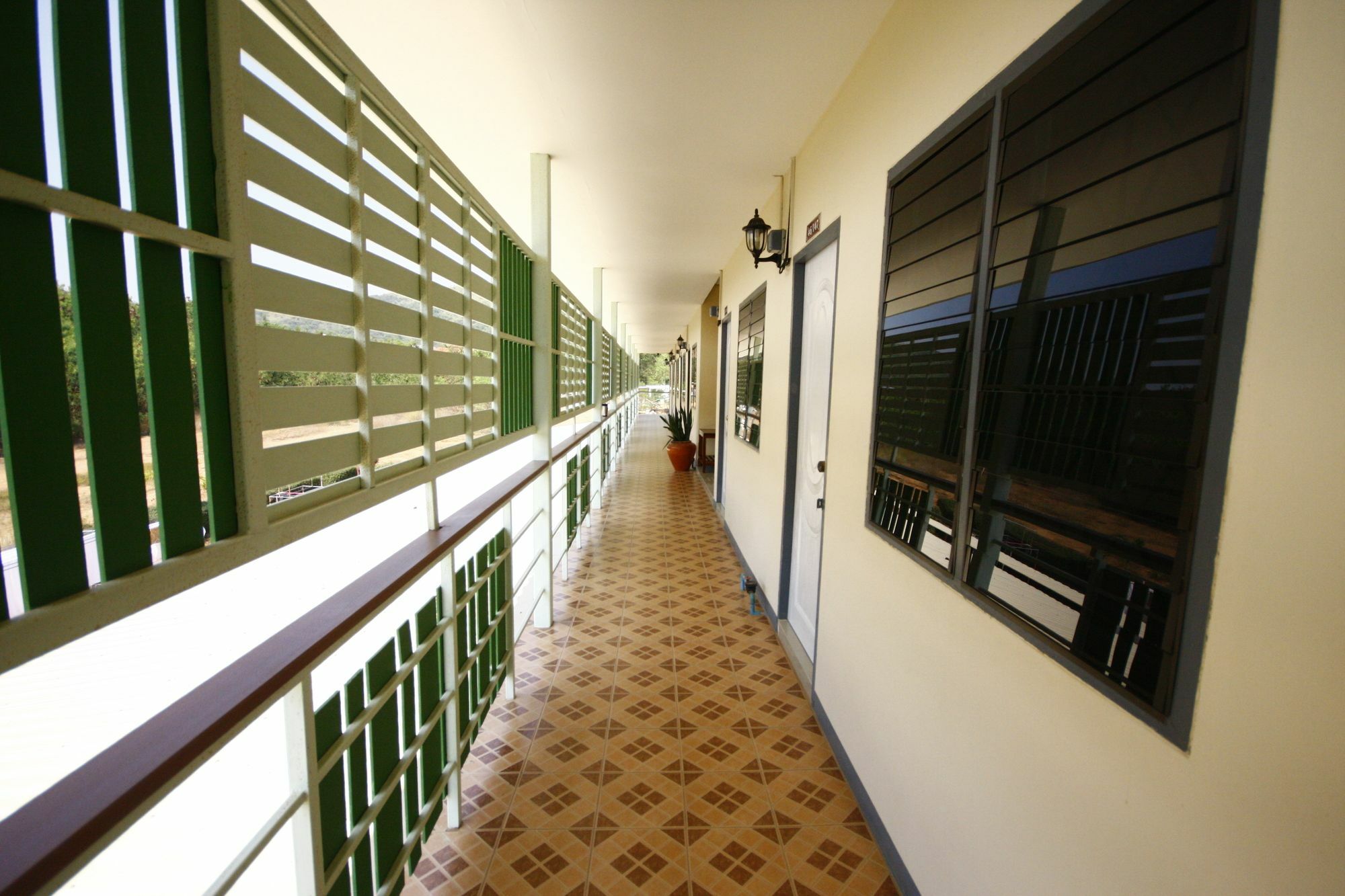 Pob Choke Residences Sattahip Exterior foto